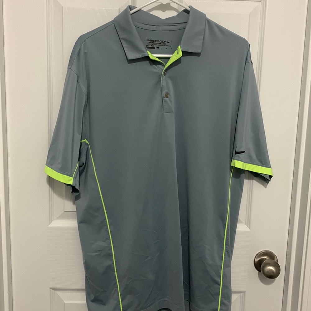 Mens size large Nike golf polo